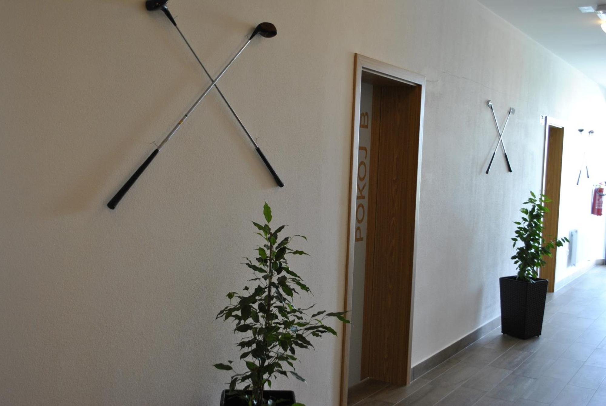 Hotel Golf Jezera Ostrožská Nová Ves Zewnętrze zdjęcie